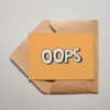 Fette Designkarte "OOPS" / "UUPS"